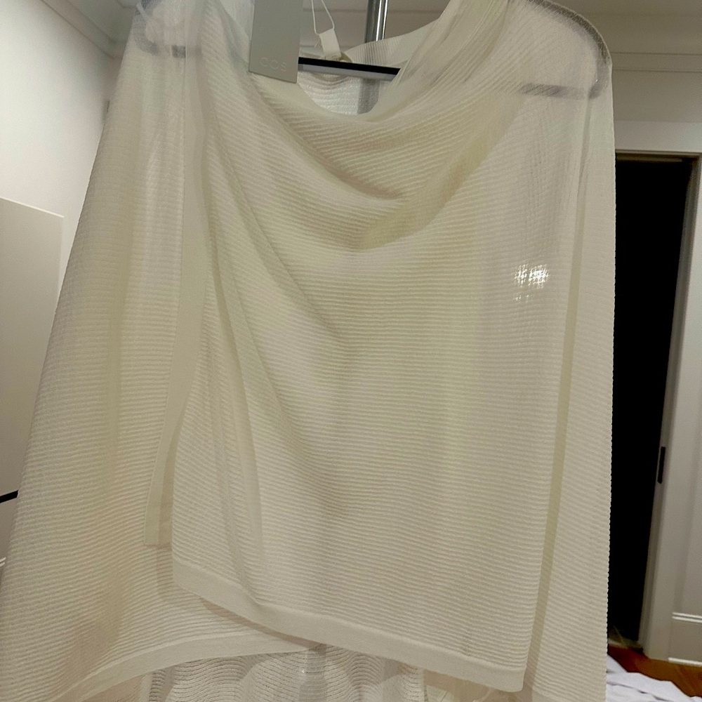 Sweater new